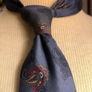 CHRISTIAN DIOR VINTAGE ITALIAN SILK PAISLEY NECKTIE